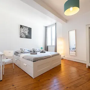 Kasa Zambeze - Spacieux - Wifi Saint-Etienne (Loire)