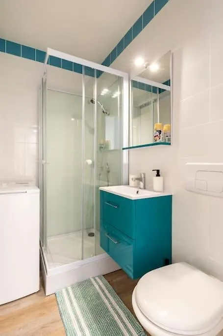 studio cosy proche du centre + parking gratuit Cluses Appartement